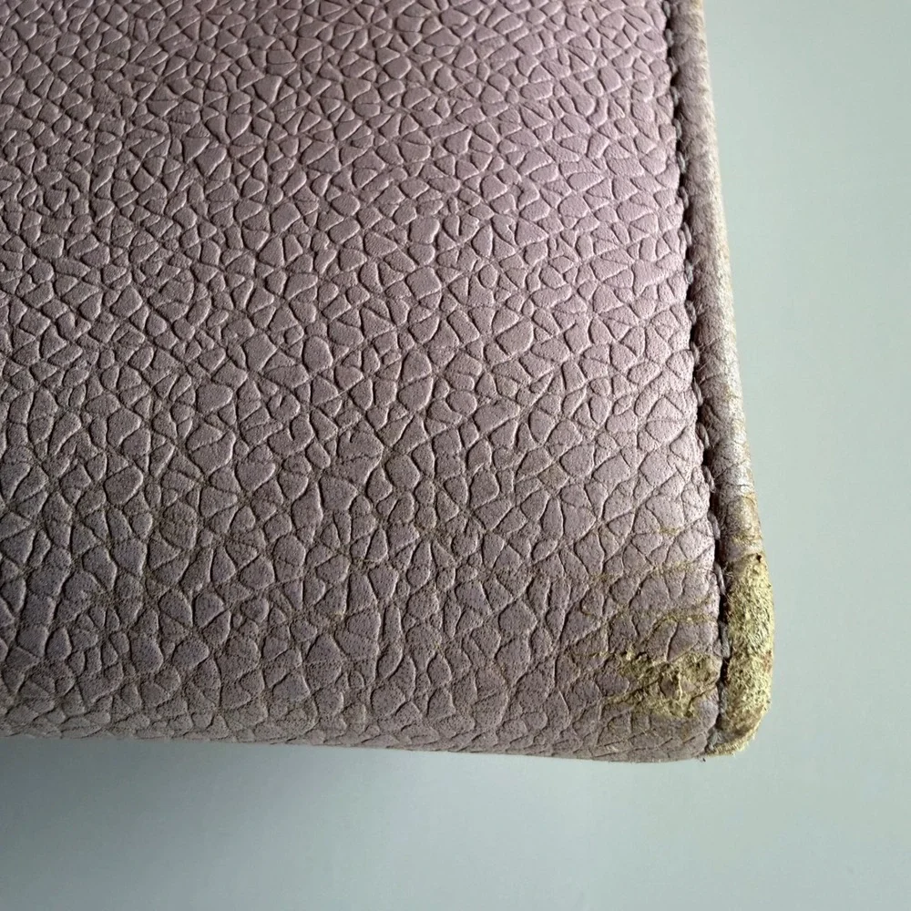 Bvlgari Pebbled Leather Wallet Vintage Classic Luxury OS Pink Designer y2k 2000s